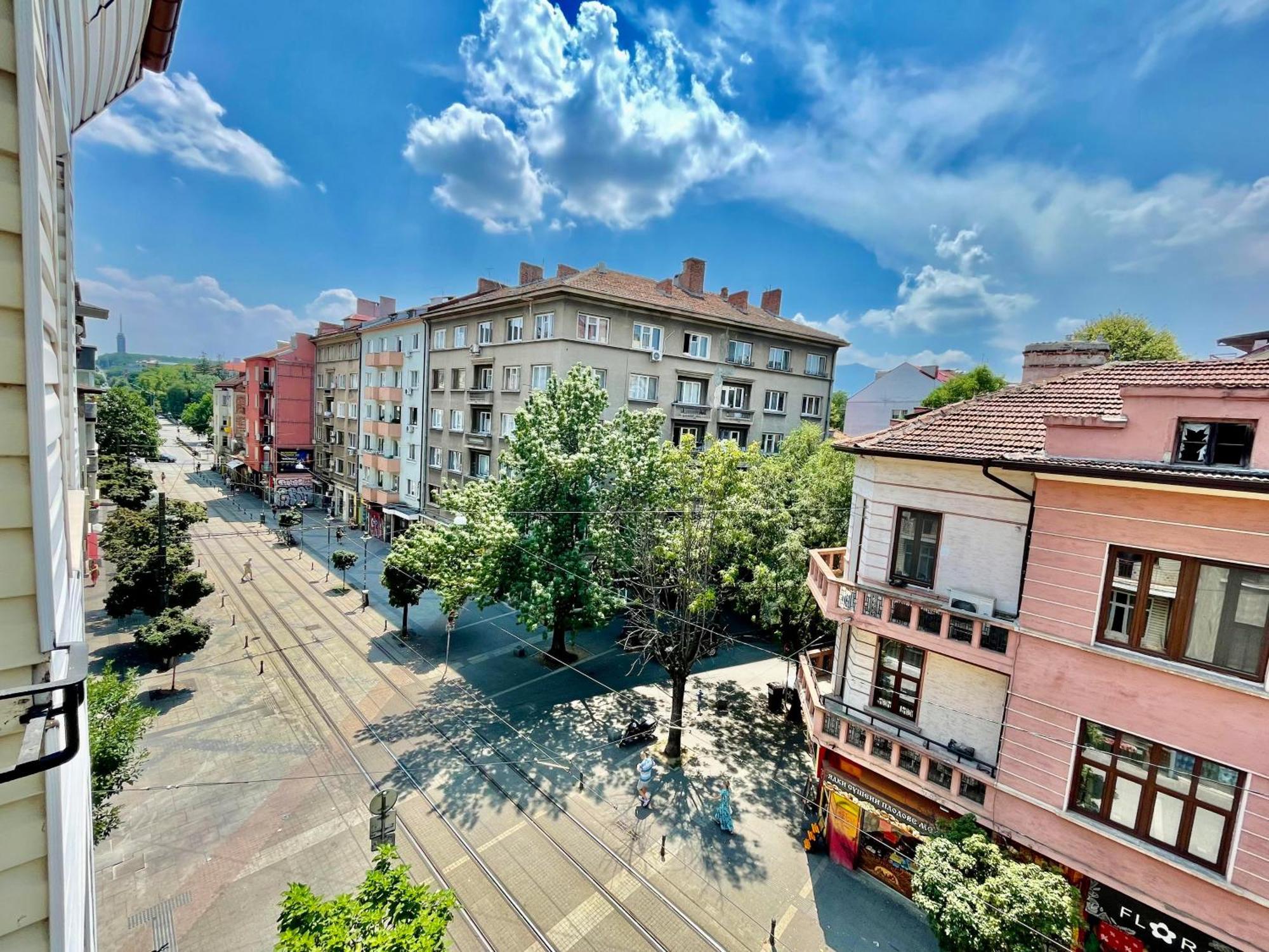 Bofo Home Free Parking Spot Sofia Exterior photo